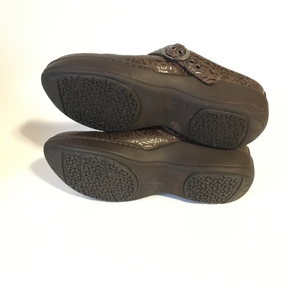 Dansko Allison Clog Floral Embossed Leather Brown 36 - Picture 5 of 5